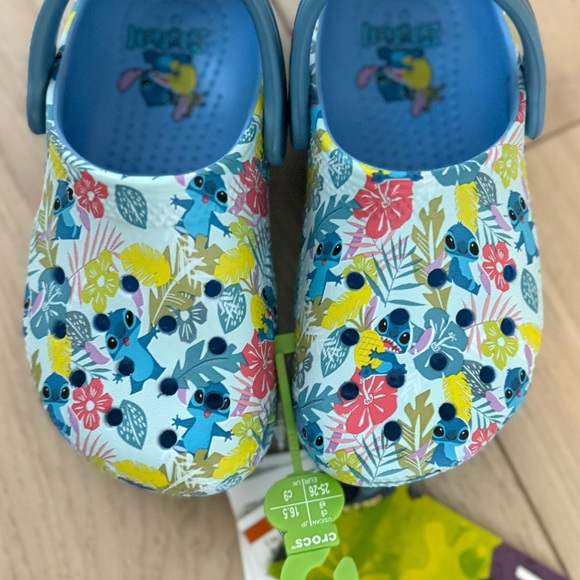 CROCS Toddlers' Disney Stitch Classic Clog - Picture 3 of 7